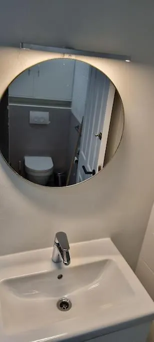 Worker'S Lodge - 2 Bedrooms & Court Yard - Antwerp Smooth Stays 0*,  Belgie
